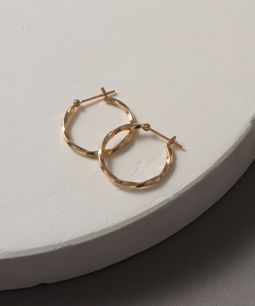 スクリュー角パイプフープピアス K10（両耳）（ピアス（両耳用