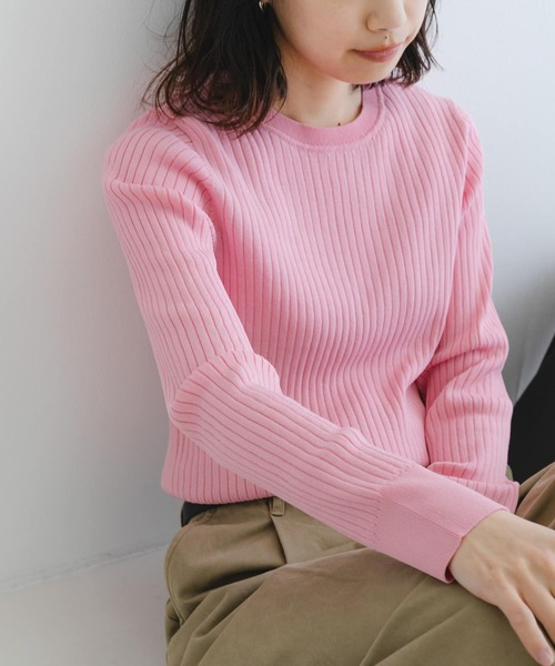 URBAN RESEARCH（アーバンリサーチ）の「『WEB限定』クルーネックコンパクトリブニット（ニット/セーター・レディース・グレー系その他/チャコールグレー/ミント/オレンジ/ピンク・FREE）」の4枚目の写真