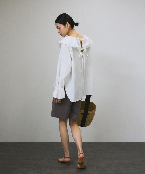 SALON adam et rope'（サロン アダム エ ロペ）の「シャンブレーツイルショートパンツ（その他パンツ・レディース・ベージュ/グレー・FREE）」の15枚目の写真