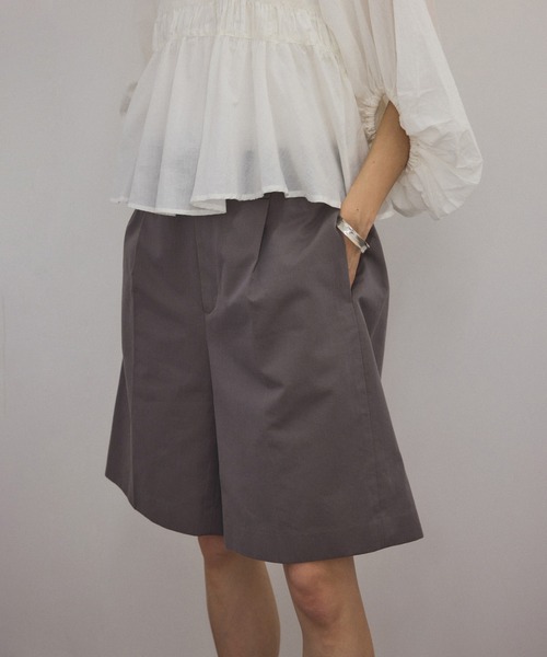 SALON adam et rope'（サロン アダム エ ロペ）の「シャンブレーツイルショートパンツ（その他パンツ・レディース・ベージュ/グレー・FREE）」の17枚目の写真