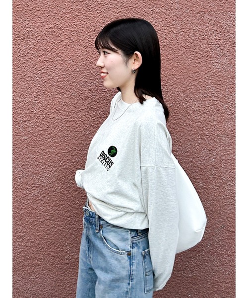 DISCUS(ディスカス)の「DISCUS別注 ロゴロングスリーブTee(Tシャツ/カットソー・レディース・レッド/ブルー/ライトグレー・SMALL/MEDIUM)」の8枚目の写真