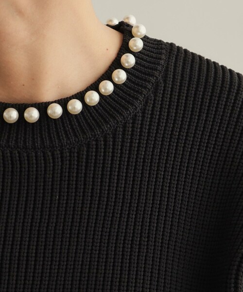 OPAQUE.CLIP(オペークドットクリップ)の「パール調ボタン付ニット【洗濯機洗い可/抗ピル】(ニット/セーター・レディース・ホワイト/ブラック/イエロー系その他/サックスブルー・38/40/42)」の12枚目の写真