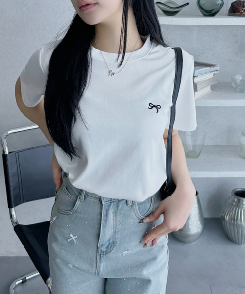 Ada.(エイダ)の「リボン ワンポイント 刺繍 半袖 Tシャツ(Tシャツ/カットソー・レディース・ホワイト/ピンク/チャコール・FREE)」の22枚目の写真