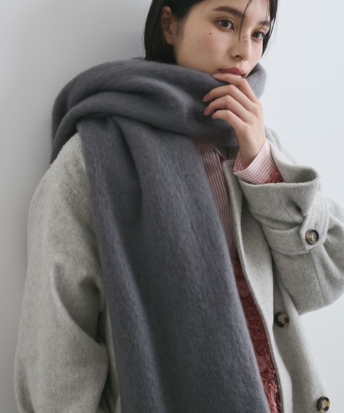 VIS(ビス)の「ふっくら柔らか無地フリンジストール(ストール/ショール・レディース・グレー/サックスブルー/レッド・FREE)」の12枚目の写真