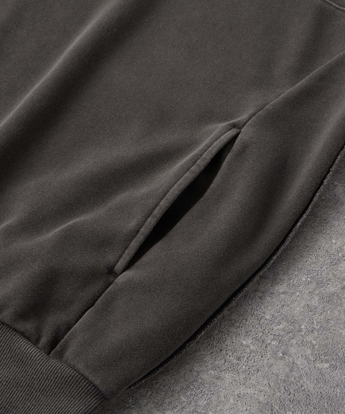 CIYOT（シヨウト）の「【CIYOT-シヨウト-】ヴィンテージメイクシームデザイン ケミカルウォッシュダメージパッチロゴスウェット（スウェット・メンズ・アッシュグレー/ブルー/ワイン/スミクロ・M/L）」の17枚目の写真