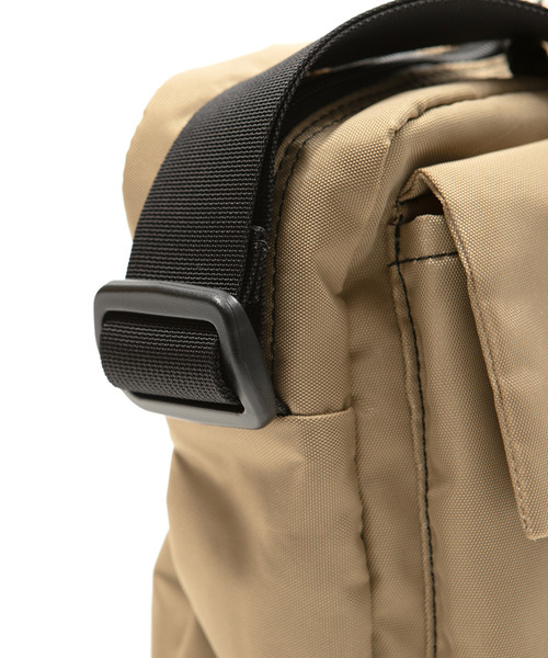 Drifter(ドリフター)の「WAYNE SHOULDER/ウェインショルダー(ショルダーバッグ・レディース・ブラック/ブラック系その他/タン/レオパード・FREE)」の8枚目の写真