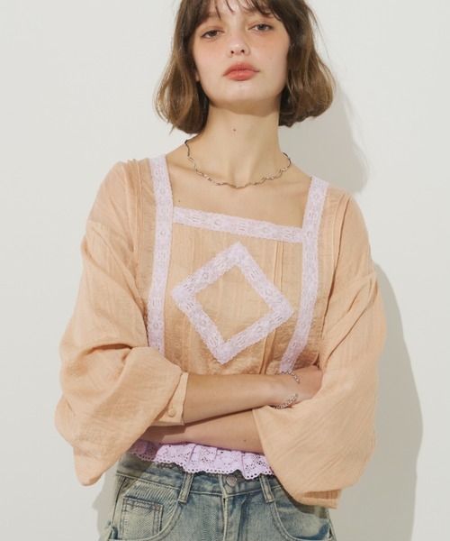 Unitage（ユニテージ）の「スクエアレースブラウス（シャツ/ブラウス・レディース・ホワイト/ピンク・FREE）」の16枚目の写真