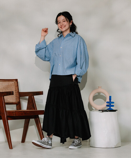 FREAK'S STORE(フリークスストア)の「RED KAP × FREAK'S STORE/レッドキャップ 別注 フリルティアードスカート/ チノスカート/デニムスカート(スカート・レディース・ブラック/ベージュ/サックスブルー・フリ-)」の5枚目の写真
