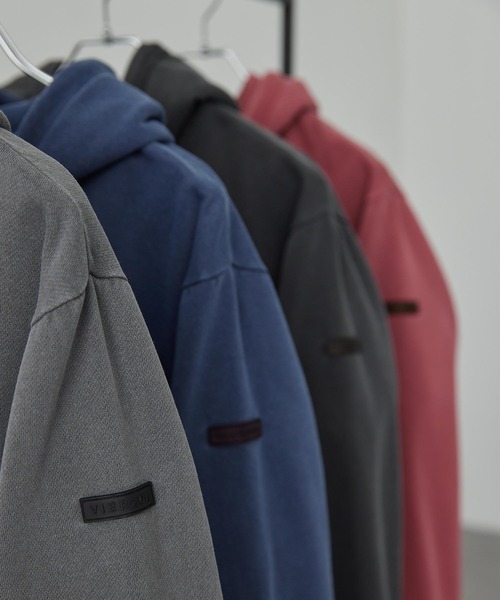 EMMA CLOTHES(エマクローズ)の「ヴィンテージメイク ラバープレート ショートダブルジップパーカー(パーカー・メンズ・グレー/ブラック/グレイッシュベージュ/レッド系/ネイビー・M/L)」の21枚目の写真