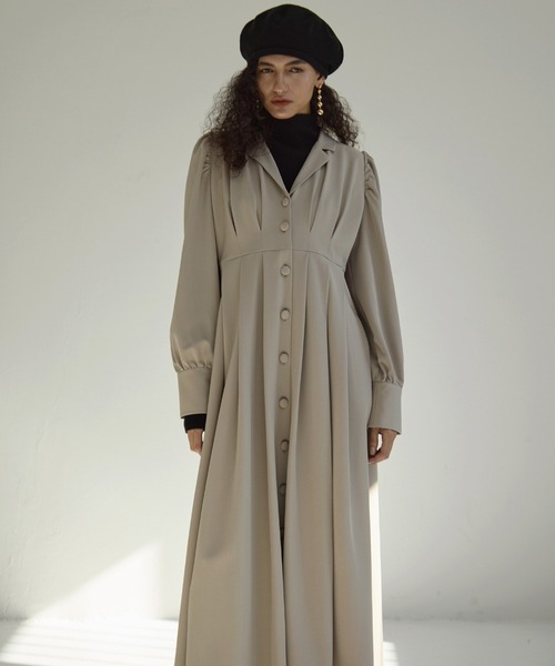 MIELI INVARIANT(ミエリインヴァリアント)の「Tailored Collar Tuck Dress(ワンピース・レディース・ブラック/ベージュ系その他・FREE)」の1枚目の写真