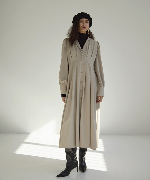 MIELI INVARIANT(ミエリインヴァリアント)の「Tailored Collar Tuck Dress(ワンピース・レディース・ブラック/ベージュ系その他・FREE)」の8枚目の写真