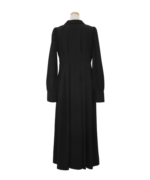 MIELI INVARIANT(ミエリインヴァリアント)の「Tailored Collar Tuck Dress(ワンピース・レディース・ブラック/ベージュ系その他・FREE)」の15枚目の写真