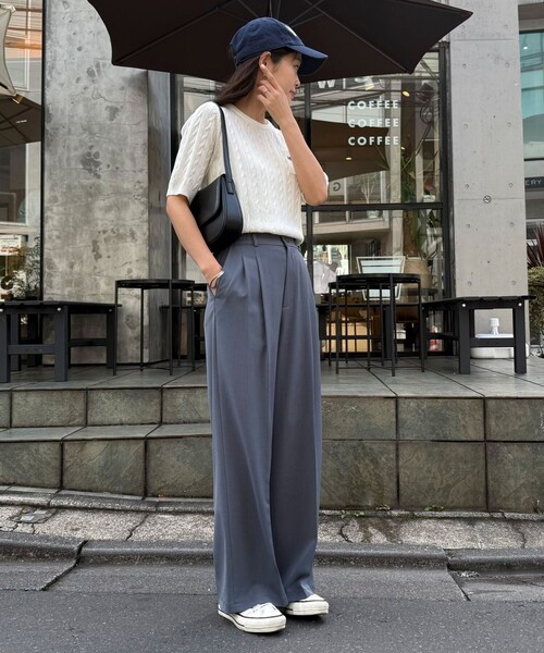 fredy emue（フレディエミュ）の「ドライタッチ2タックパンツ（その他パンツ・レディース・ブラック/ベージュ/グレー・38/36）」の5枚目の写真