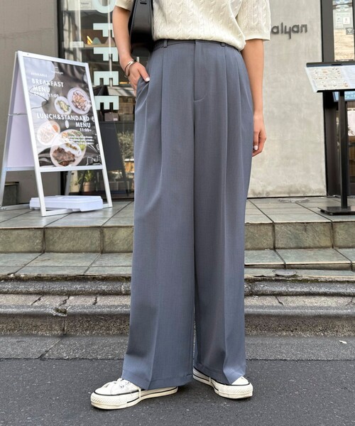 fredy emue（フレディエミュ）の「ドライタッチ2タックパンツ（その他パンツ・レディース・ブラック/ベージュ/グレー・38/36）」の9枚目の写真