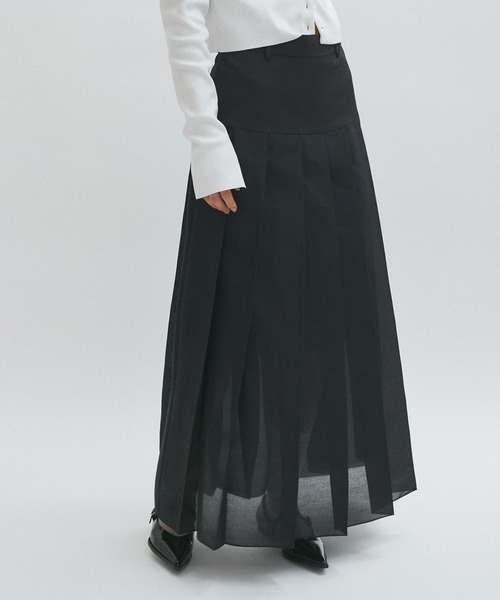 ADAM ET ROPE'(アダムエロペ)の「シアーオーガンジープリーツスカート(スカート・レディース・ホワイト系その他5/ブラック・36/38)」の9枚目の写真
