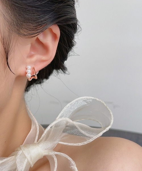 yu-ka(ユーカ)の「YU-KA:デザインパールイヤリング design Perl earring(イヤリング・レディース・ピンクゴールド・FREE)」の2枚目の写真