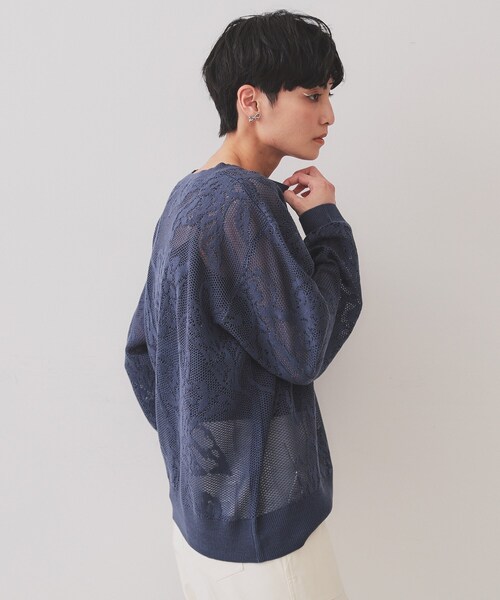 OPAQUE.CLIP（オペークドットクリップ）の「フワラー柄シアーメッシュニット【洗濯機洗い可】（ニット/セーター・レディース・オフホワイト/ライトオレンジ系/ネイビー・38/40/42）」の12枚目の写真