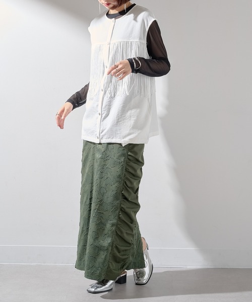 MAISON BREEZE reveur(メゾンブリーズレヴール)の「【MAISON BREEZE reveur】フリンジノースリーブシャツ ブラウス trc(シャツ/ブラウス・レディース・ブラック/オフホワイト/モカ・FREE)」の17枚目の写真
