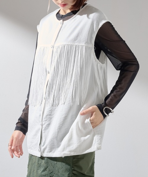 MAISON BREEZE reveur(メゾンブリーズレヴール)の「【MAISON BREEZE reveur】フリンジノースリーブシャツ ブラウス trc(シャツ/ブラウス・レディース・ブラック/オフホワイト/モカ・FREE)」の14枚目の写真