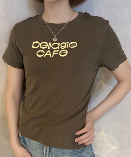 Girly Doll(ガーリードール)の「プレート付きロゴプリントTシャツ(Tシャツ/カットソー・レディース・ベージュ/ブラック/ネイビー/ボルドー/カーキ・F)」の9枚目の写真