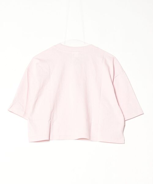 NEW BALANCE(ニューバランス)の「New Balance X Face Oka スモールロゴショートスリーブTシャツ(Tシャツ/カットソー・レディース・スモークピンク・LARGE/MEDIUM/SMALL)」の3枚目の写真