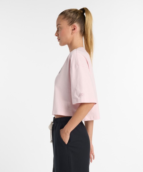 NEW BALANCE(ニューバランス)の「New Balance X Face Oka スモールロゴショートスリーブTシャツ(Tシャツ/カットソー・レディース・スモークピンク・LARGE/MEDIUM/SMALL)」の4枚目の写真