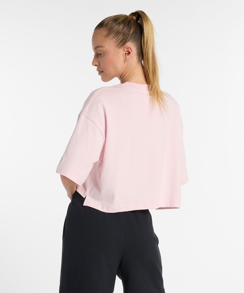 NEW BALANCE(ニューバランス)の「New Balance X Face Oka スモールロゴショートスリーブTシャツ(Tシャツ/カットソー・レディース・スモークピンク・LARGE/MEDIUM/SMALL)」の5枚目の写真