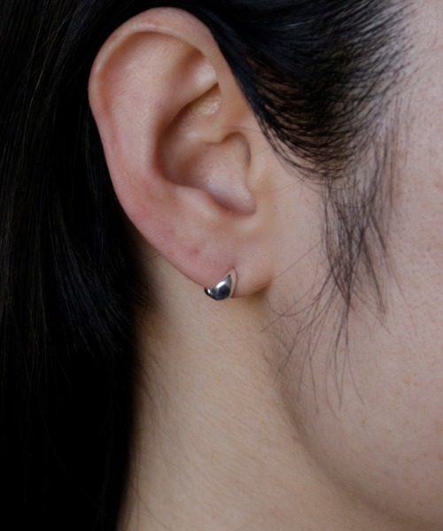whoseA(フーシー)の「【silver925】Petit Pierce/プチ フープピアス(ピアス(両耳用)・レディース・ゴールド/シルバー・FREE)」の3枚目の写真