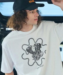 UN-FILLED（アンフィルド）の「mt9707- U.F GERBERA ENGINE T-SHIRT Tシャツ（Tシャツ/カットソー）」