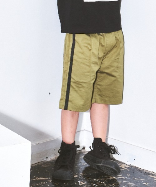 maarook(マルーク)の「ツイルストレッチラインショートパンツ(その他パンツ・キッズ・グリーン/ベージュ・130cm/120cm/110cm)」の2枚目の写真