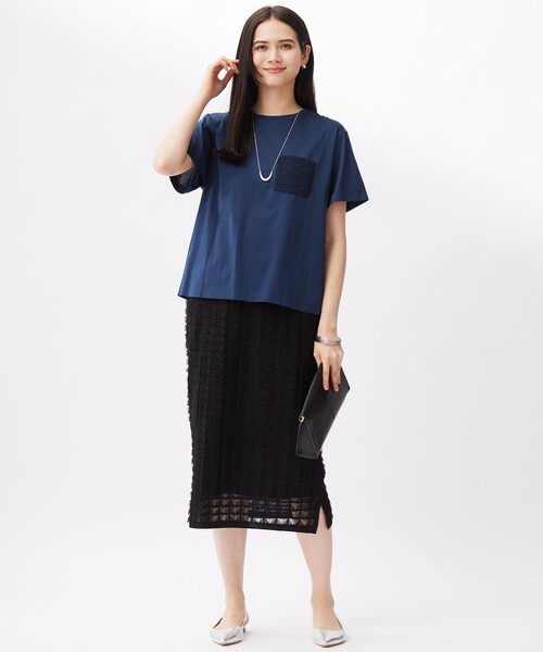 自由区(ジユウク)の「クロッシェポケット Tシャツ(Tシャツ/カットソー・レディース・ブラック系/ダルブルー系/アイボリー系・32)」の11枚目の写真
