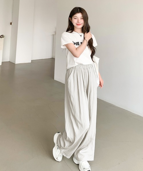 by LEGNA(バイレグナ)の「涼感ストレートタックワイドパンツ(その他パンツ・レディース・ベージュ/ダークグレー/グレイッシュベージュ/クリーム/サックスブルー/ブラック・M-Regular/M-Short/L-Short/L-Regular)」の12枚目の写真