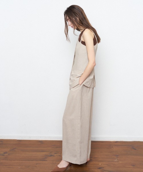 Muel Chic(ミュエルシック)の「Dakota rompers ダコタロンパース(サロペット/オーバーオール・レディース・ライトブルー/ベージュ/ネイビー・FREE)」の6枚目の写真