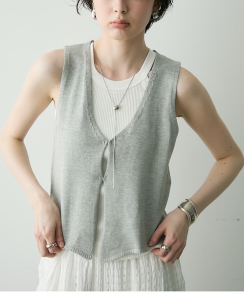 Trish（トリッシュ）の「前開きニットベスト（ベスト・レディース・グレー/ブラック・FREE）」の4枚目の写真