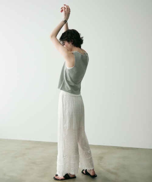 Trish（トリッシュ）の「前開きニットベスト（ベスト・レディース・グレー/ブラック・FREE）」の15枚目の写真