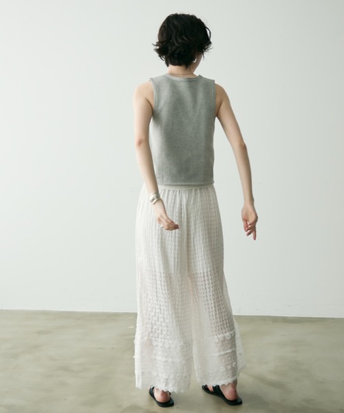 Trish（トリッシュ）の「前開きニットベスト（ベスト・レディース・グレー/ブラック・FREE）」の16枚目の写真