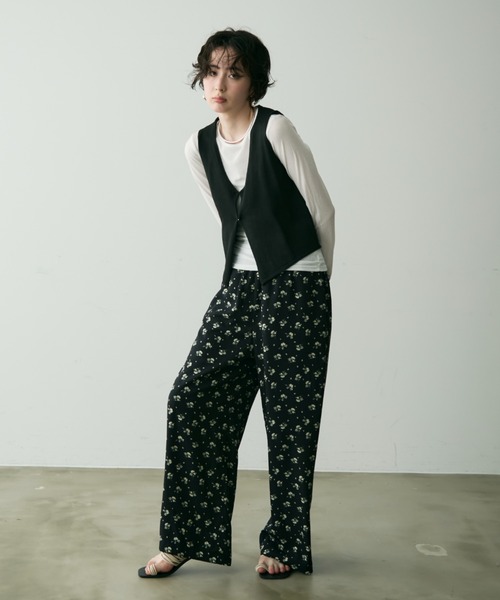 Trish（トリッシュ）の「前開きニットベスト（ベスト・レディース・グレー/ブラック・FREE）」の21枚目の写真