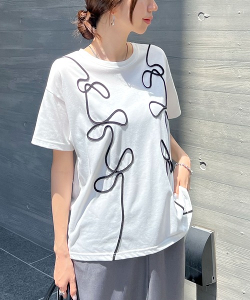 Futier land(フューティアランド)の「コード刺繍リボン柄Tシャツ(Tシャツ/カットソー・レディース・ホワイト/ブラック/チャコールグレー・FREE)」の14枚目の写真