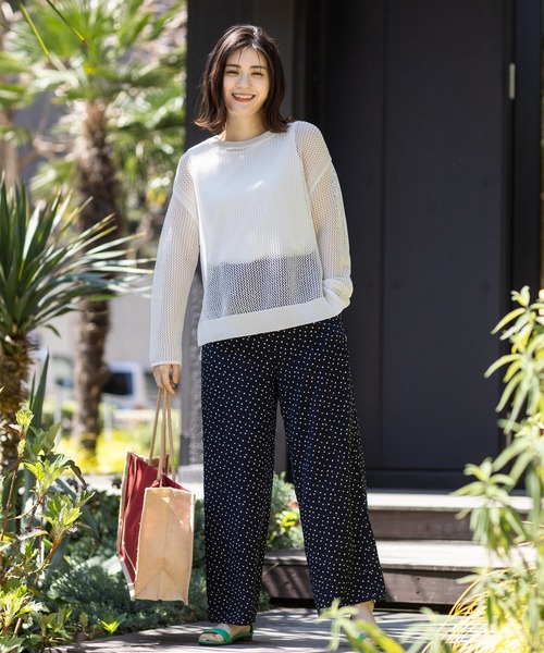 Petit Honfleur（プチオンフルール）の「【接触冷感】ストレッチドットプリントパンツ（スラックス・レディース・ネイビー・M/L）」の22枚目の写真