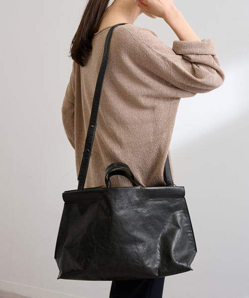 FRAMeWORK(フレームワーク)の「Bea Mombaers SHOPPER MIDI(ショルダーバッグ・レディース・ブラック・FREE)」の10枚目の写真