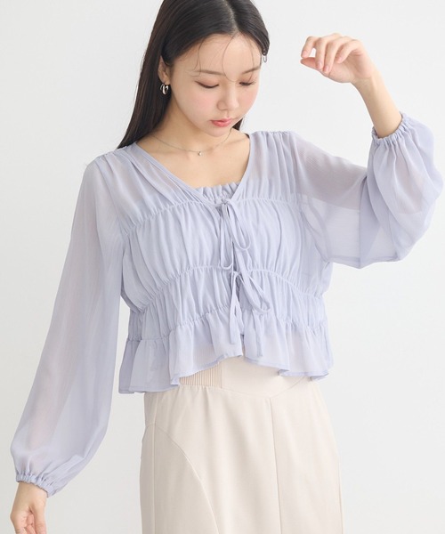 earth music&ecology（アースミュージックアンドエコロジー）の「SET2点シアーシャーリングブラウス＋インナー（シャツ/ブラウス・レディース・オフホワイト/ブルー/ブラック/モカ・FREE）」の4枚目の写真