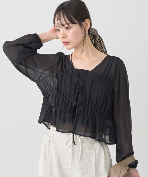 earth music&ecology（アースミュージックアンドエコロジー）の「SET2点シアーシャーリングブラウス＋インナー（シャツ/ブラウス・レディース・オフホワイト/ブルー/ブラック/モカ・FREE）」の3枚目の写真