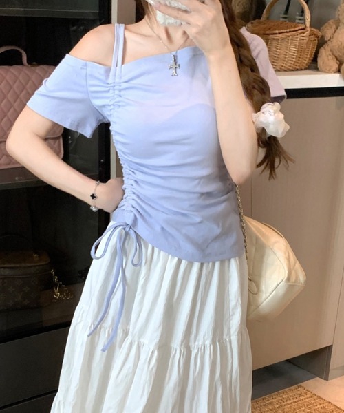 leune(ルネ)の「サイドシャーリングワンショルトップス(Tシャツ/カットソー・レディース・ラベンダー/イエロー/ブルー/ブラック・FREE)」の2枚目の写真