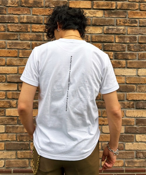 B'day(ビーデイ)の「ヘヴィウェイト天竺 プリント 半袖 クルーネック コットン100%(Tシャツ/カットソー・メンズ・ブラック/ホワイト/グレイッシュベージュ・LARGE/MEDIUM)」の7枚目の写真
