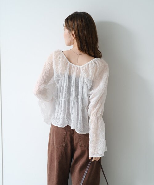 Kastane（カスタネ）の「【新色追加/6色展開/S.Lサイズ展開/無地&チェック】シャーリングシアーブラウス（シャツ/ブラウス・レディース・ネイビー/ホワイト/ブルー/アイボリー/ブラック/ダークブラウン・SMALL/LARGE）」の17枚目の写真