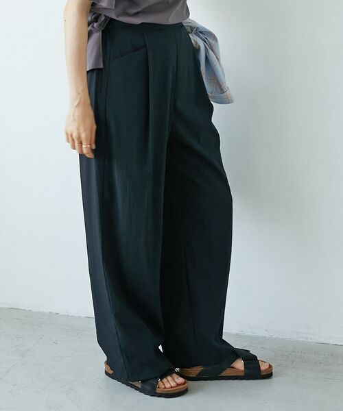 le.coeur blanc（ルクールブラン）の「《手洗い可能》RNストレッチセミワイドタックパンツ（その他パンツ・レディース・ブラック/モカ/ベージュ・38）」の9枚目の写真