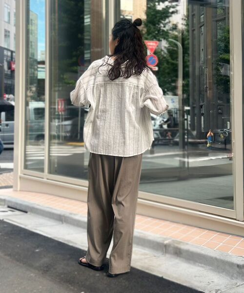 le.coeur blanc（ルクールブラン）の「《手洗い可能》RNストレッチセミワイドタックパンツ（その他パンツ・レディース・ブラック/モカ/ベージュ・38）」の18枚目の写真