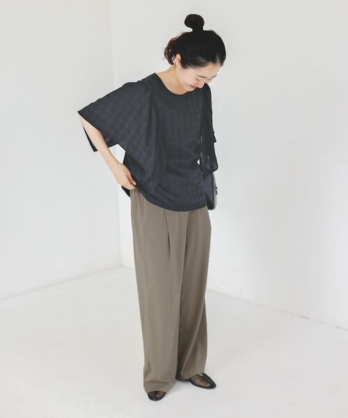 le.coeur blanc（ルクールブラン）の「《手洗い可能》RNストレッチセミワイドタックパンツ（その他パンツ・レディース・ブラック/モカ/ベージュ・38）」の22枚目の写真