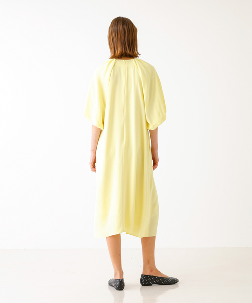 DESIGNWORKS(デザインワークス)の「バルーンスリーブワンピース(ワンピース・レディース・イエロー/ブラック・38)」の16枚目の写真