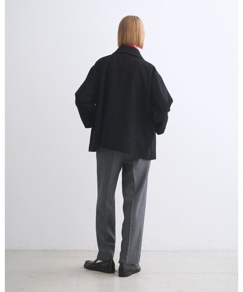 Traditional Weatherwear(トラディショナルウェザーウェア)の「LINTON SHORT(ステンカラーコート・レディース・ブラック/ネイビー/ライトグレー・32/34)」の5枚目の写真